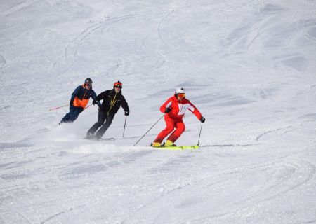 Refresher course advanced skiers