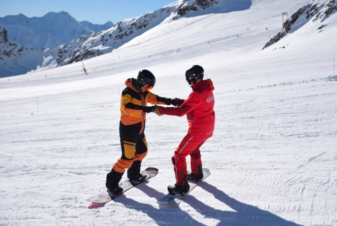 Private lesson snowboard mayrhofen