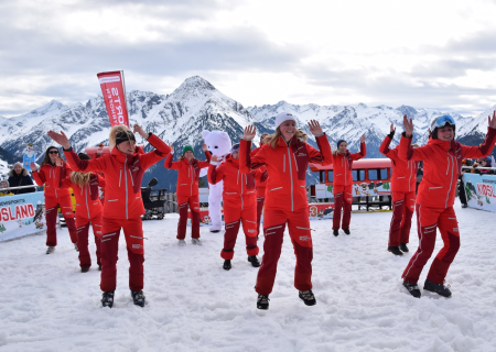Lunchtime Supervision Skiles Kinderen Skischool Mayrhofen